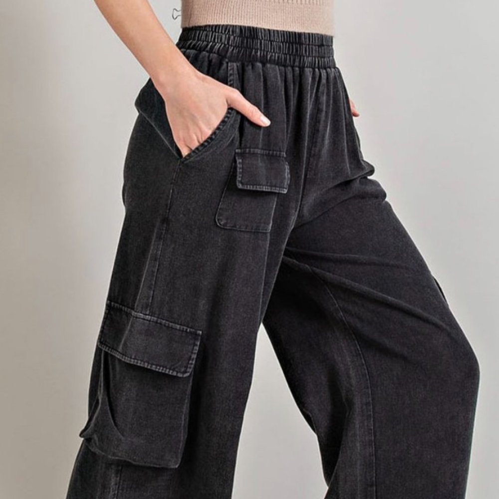 Black Cargo Pants